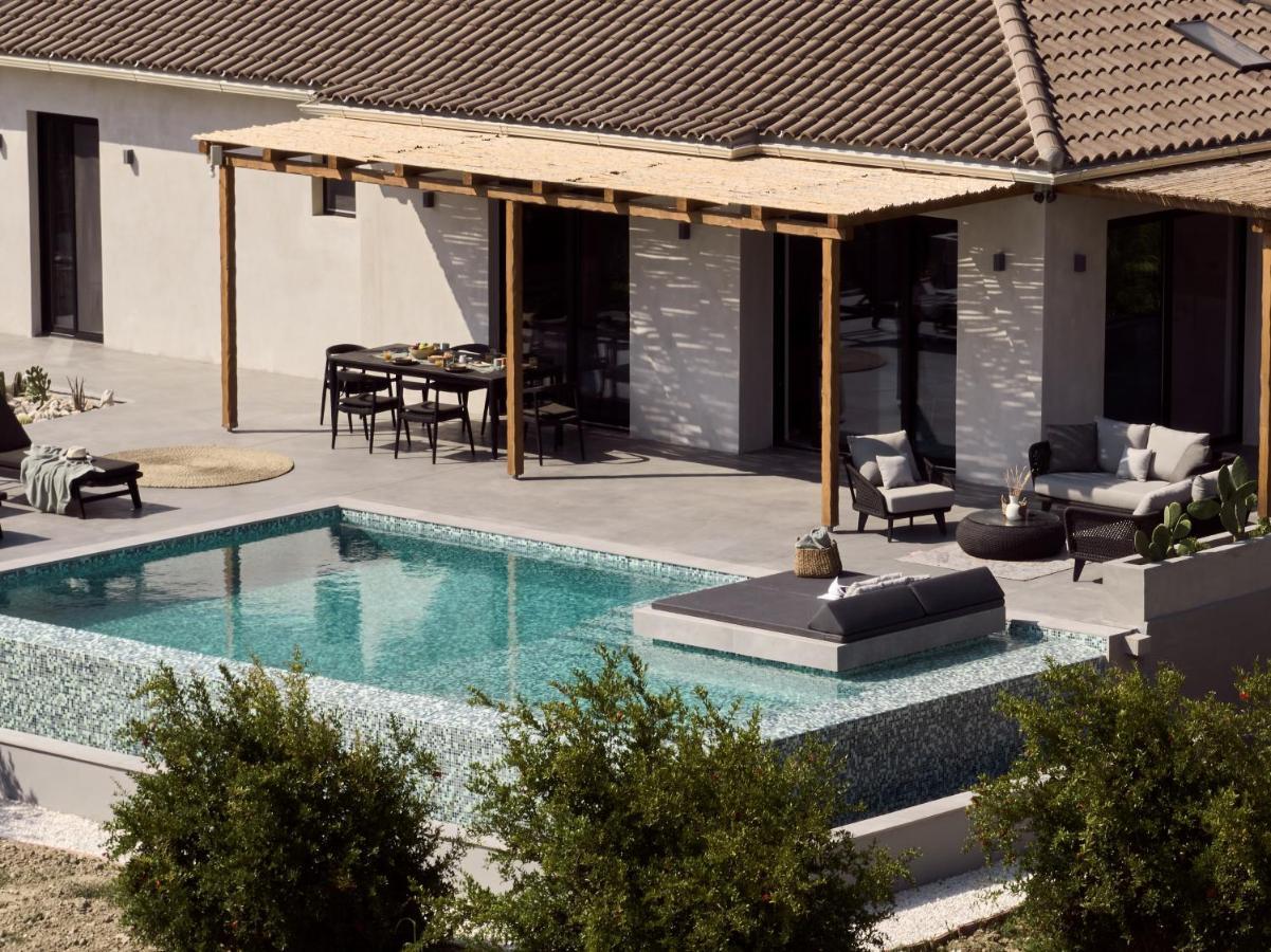 Yliessa - Luxury Pool Villa Surrounded By Nature Drakas Exterior photo